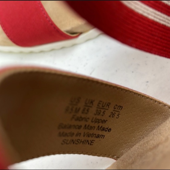 Life Stride Sandals - Picture 12 of 12